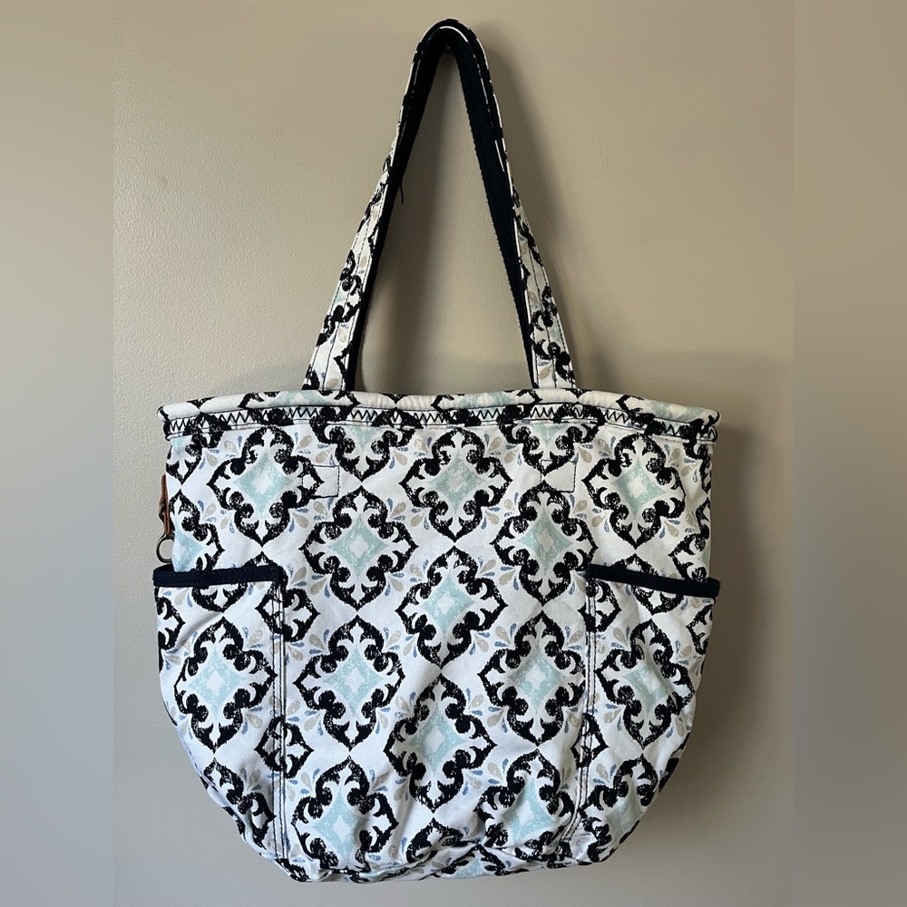 Thirty-One Retro Metro Fab Flourish Tote Bag With Key Fob